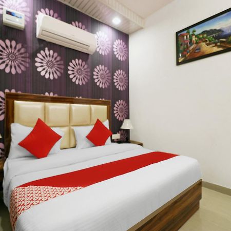 Hotel O Sangeet Faridabad Esterno foto